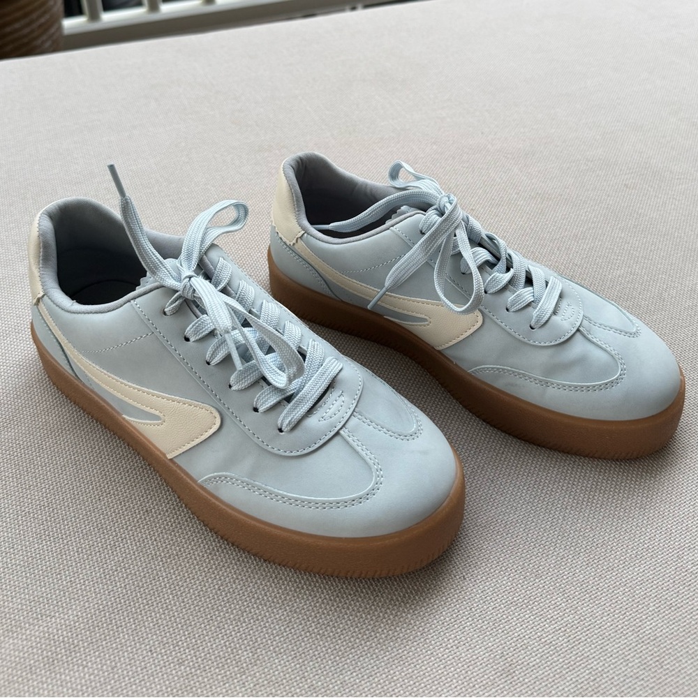 Dolce Vita Light Blue and Cream Women's Sneakers